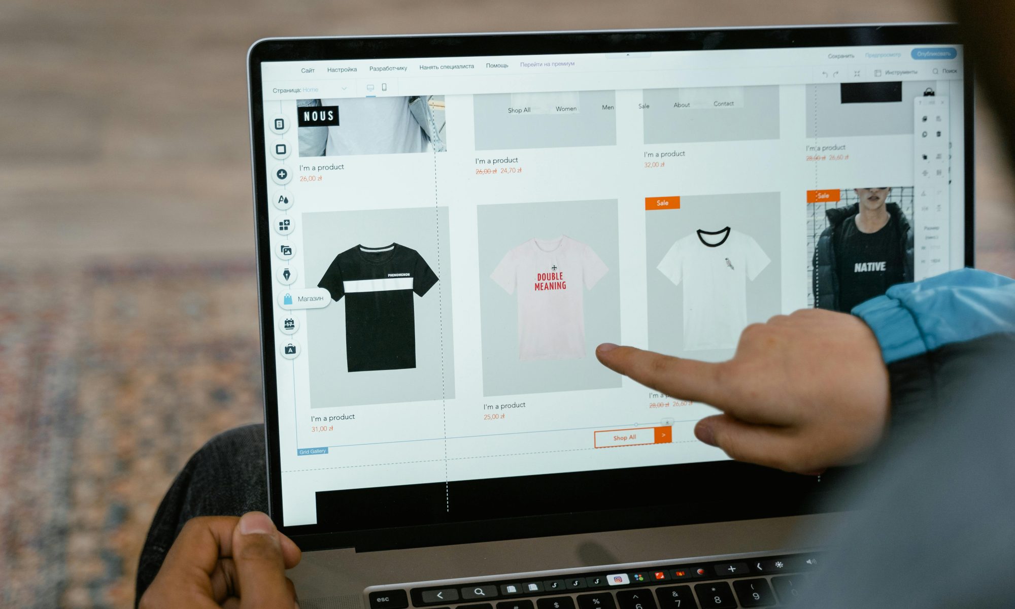 Two people looking at a digital linesheet